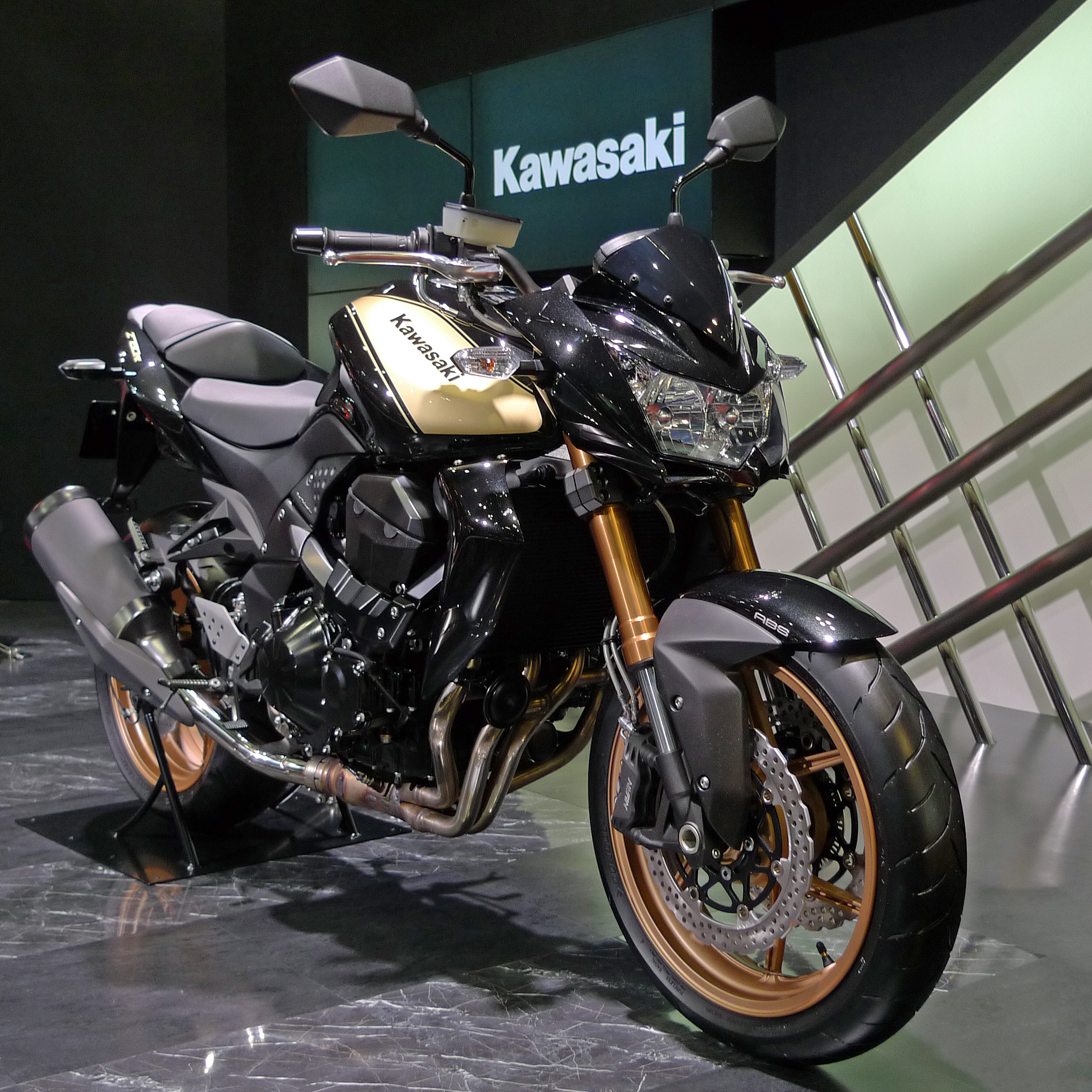 Kawasaki Z750R 2012 #8