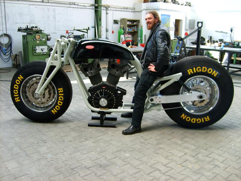 Leonhardt Gunbus 410, the biggest moto in the world #9