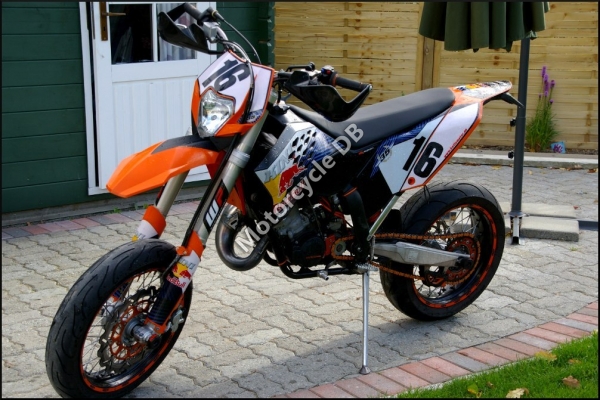 A supermotard of Moto Union/OMV 125 Dandy, faster and thriftier #2