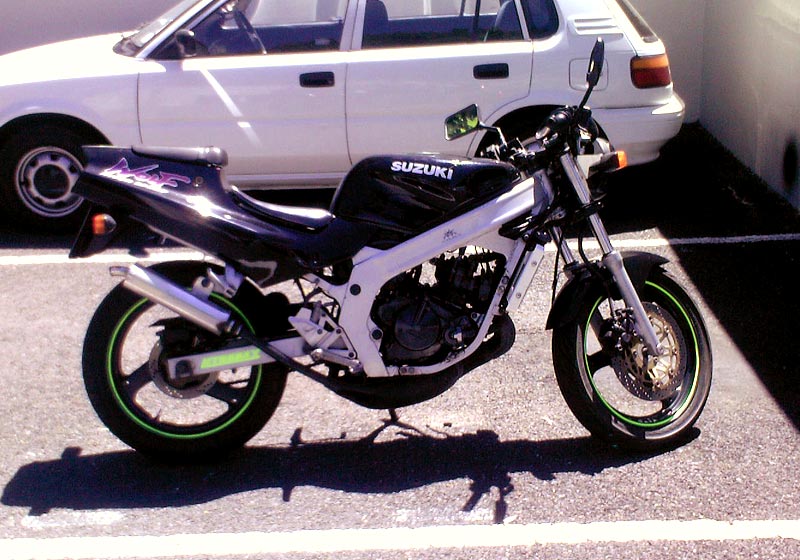 Suzuki RG 125 F 1993 #5
