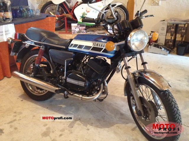 1981 Yamaha RD 250 (reduced effect) #4