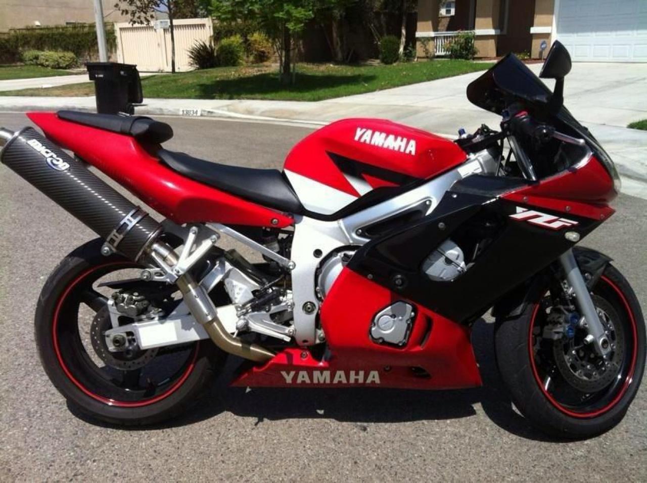 Ямаха 2001 года. Yamaha r6 2001. Yamaha YZF-r6 2001. Yamaha YZF-r6. Yamaha YZF-r6 1999.