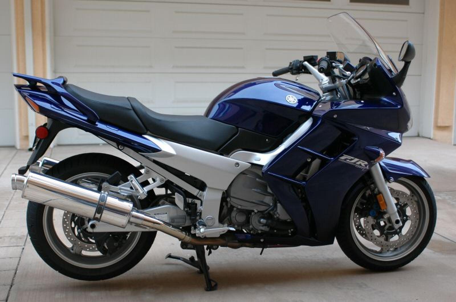 Yamaha fjr 1300 купить. Ямаха FJR 1300. Мотоцикл Ямаха FJR 1300. Yamaha FJR 1300 2005. Yamaha FJR 1300 черный.