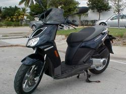 2006 Aprilia Sportcity 200 2006 Aprilia Sportcity 200