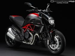 Ducati Diavel Carbon 2013 #2