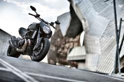 Ducati Diavel Dark #7