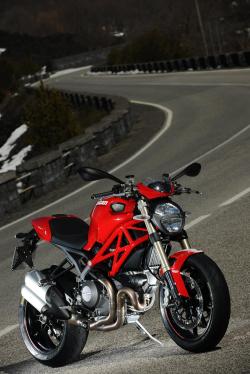 Ducati Monster 1100 Evo 2011 #11