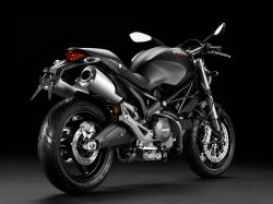 Ducati Monster 696 2011 #8