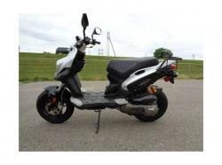 Genuine Scooter Roughhouse R50 2009 #11
