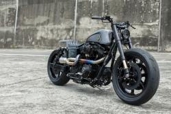 Harley-Davidson Dyna Street Bob Dark Custom #3
