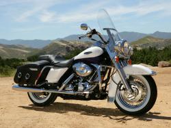 Harley-Davidson FLHRC Road King Classic 2012 #4