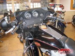 Harley-Davidson FLHT Electra Glide Standard #11