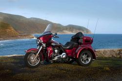 Harley-Davidson FLHTCUTG Tri Glide Ultra Classic 2011 #6