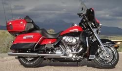 Harley-Davidson FLHTK Electra Glide Ultra Limited 2011 #10