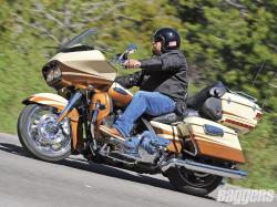 Harley-Davidson FLTRUSE CVO Road Glide Ultra #6