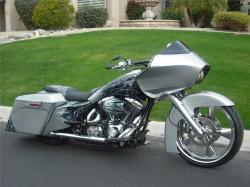 Harley-Davidson Road Glide Custom #9