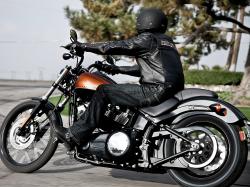 Harley-Davidson Softail Blackline #3