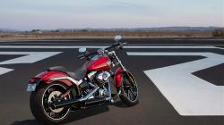 Harley-Davidson Softail Breakout Special Edition #14
