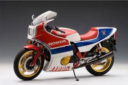 Honda CB1100R #13
