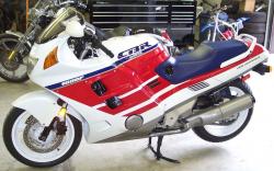 Honda CBR1000F 1990 #4