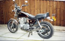 Kawasaki Z1000 LTD #8