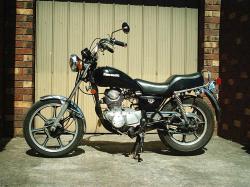 Kawasaki Z450 LTD (reduced effect) 1984 #5