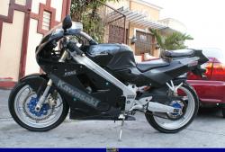 1991 Kawasaki ZXR250c