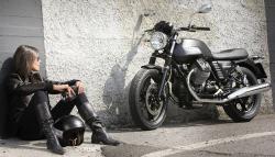 Moto Guzzi V7 Stone, an icon bike in the riding world #10