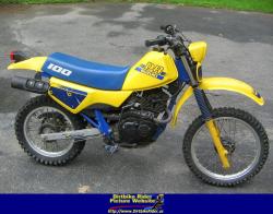 Suzuki DR 100 1987