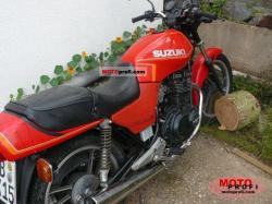 Suzuki GSX 400 S 1985 #12