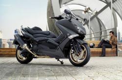 Yamaha Black Max