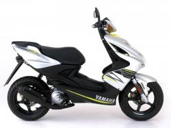 Yamaha YQ 50 Aerox R #2