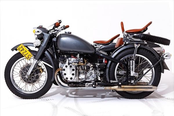 1987 Chang-Jiang 750 J-1 (with sidecar)