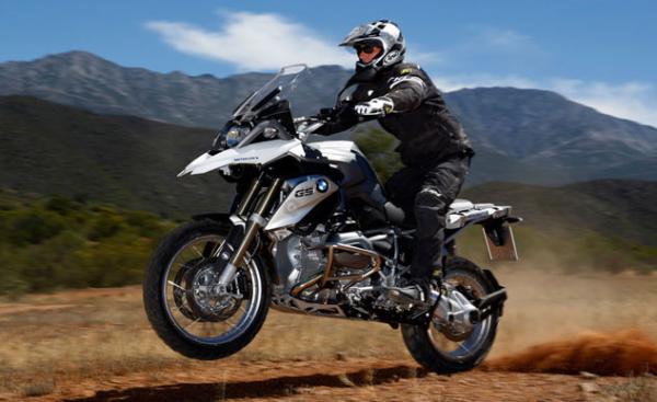 Going Adventurous With the New BMW R1200GS