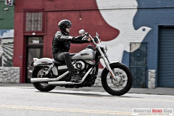 Harley-Davidson FXDBI Street Bob