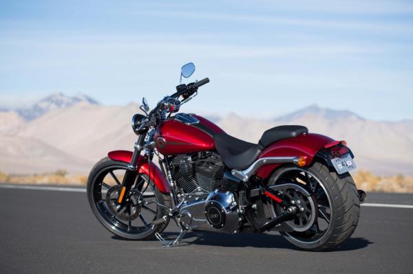 Harley-Davidson Softail Breakout Special Edition #1