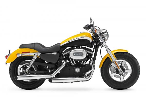 2012 Harley-Davidson XL1200C Sportster 1200 Custom