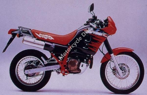 1990 Honda NX250 (reduced effect)