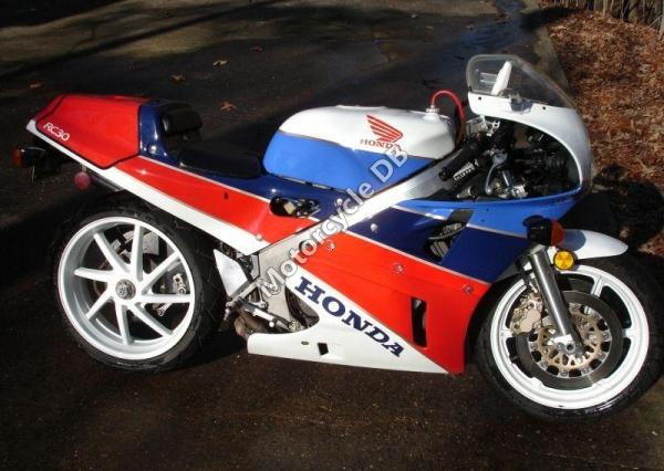 1988 Kawasaki Z1300 DFI (reduced effect)