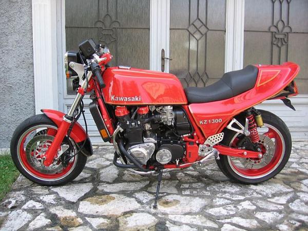 1989 Kawasaki Z1300 DFI (reduced effect)