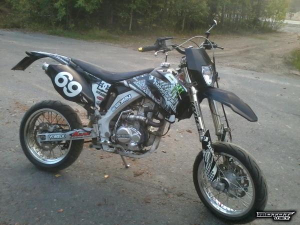 2011 Mikilon M96-250S