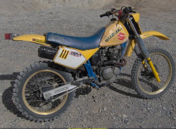 1985 Suzuki DR 200