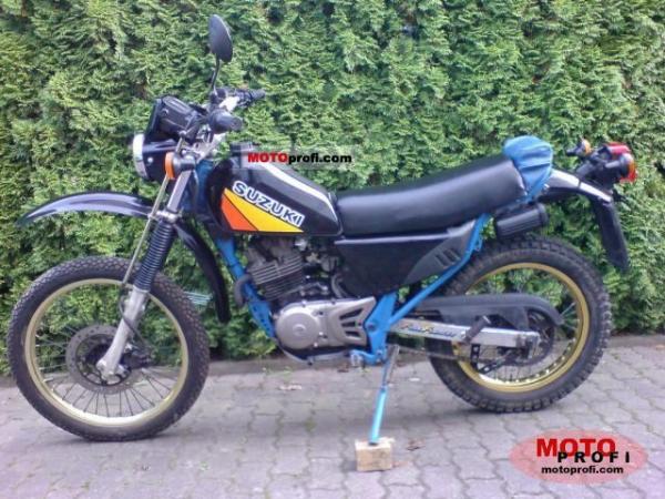 1987 Suzuki DR 600 S (reduced effect)