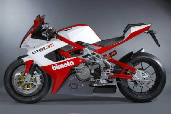 The highly controlled ride on Bimota DB7 