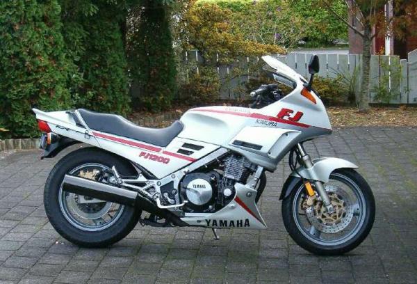 1991 Yamaha FJ 1200 (reduced effect)