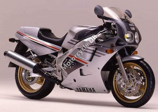 Yamaha FZR 600 (reduced effect)