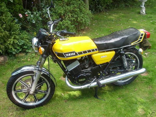 Yamaha RD 250 1980 #1