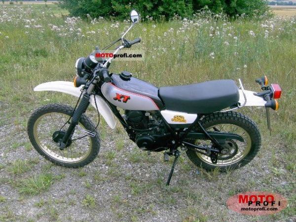 Yamaha XT 250 1982 #1