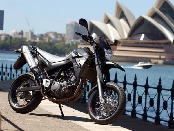 2004 Yamaha XT 660 X Supermotard