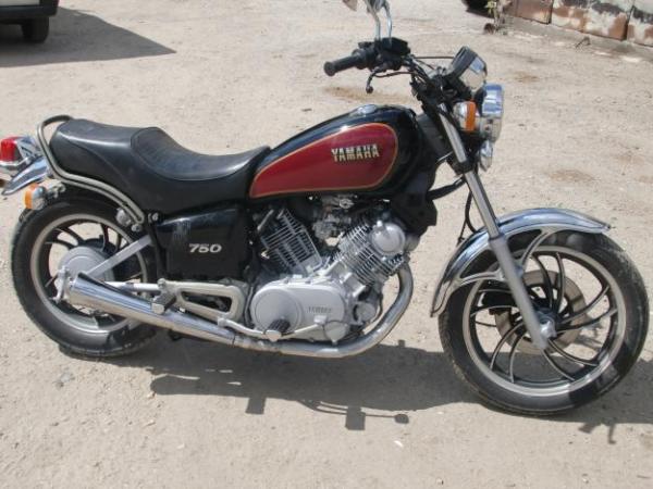1981 Yamaha XV 750 Special (reduced effect)